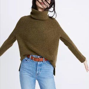 Madewell Mercer Turtleneck Sweater in Coziest Yarn